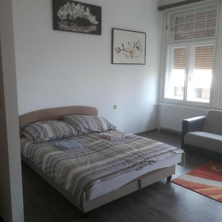 Next Door Apartment Budapest Kültér fotó